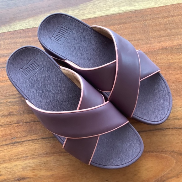 NWT Fitflop Lulu criss-cross slides size 8 - available until July 15 - Picture 3 of 10